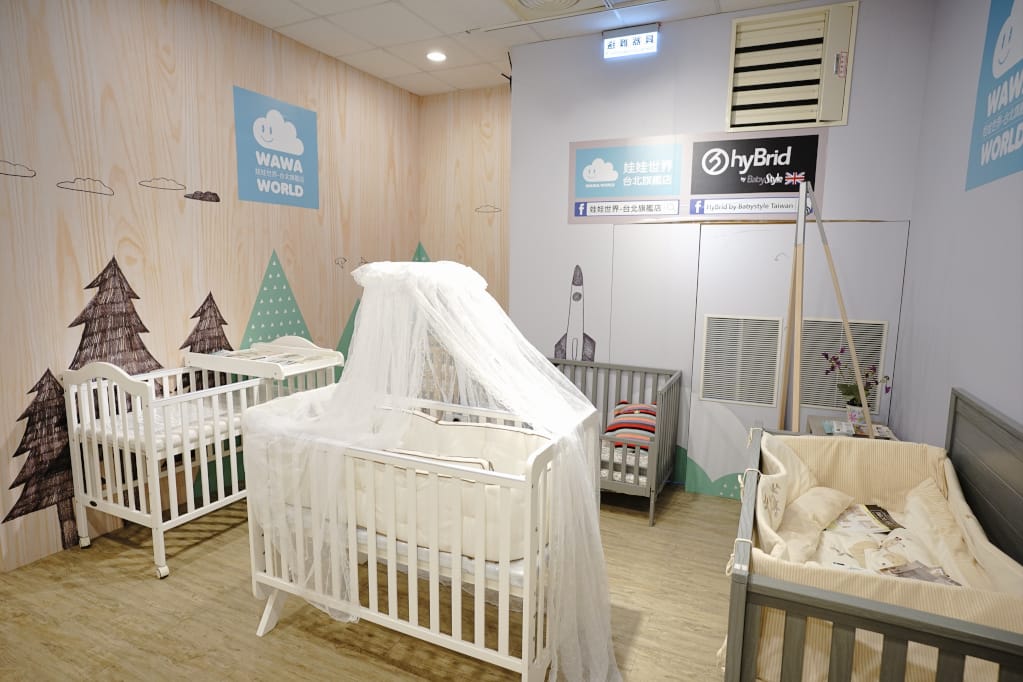 購物｜雙北最大精品婦嬰用品生活館 中和娃娃世界台北旗艦店  育兒用品購買好去處-汽座、推車、嬰兒床