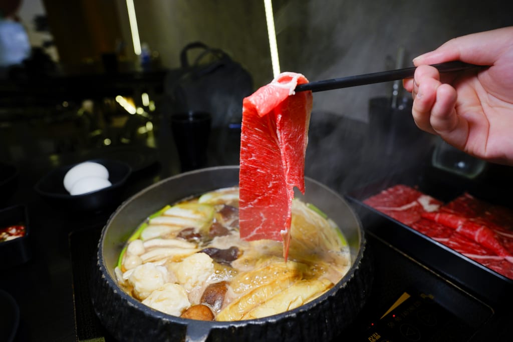 美食|桃園中壢 柚子元壽喜燒 中壢壽喜燒吃到飽推薦!優秀壽喜燒醬汁、媲美單點品質的肉品與腐皮 - 第16張圖 美食|桃園中壢 柚子元壽喜燒 中壢壽喜燒吃到飽推薦!優秀壽喜燒醬汁、媲美單點品質的肉品與腐皮