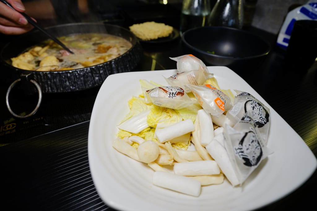 美食|桃園中壢 柚子元壽喜燒 中壢壽喜燒吃到飽推薦!優秀壽喜燒醬汁、媲美單點品質的肉品與腐皮 - 第11張圖 美食|桃園中壢 柚子元壽喜燒 中壢壽喜燒吃到飽推薦!優秀壽喜燒醬汁、媲美單點品質的肉品與腐皮