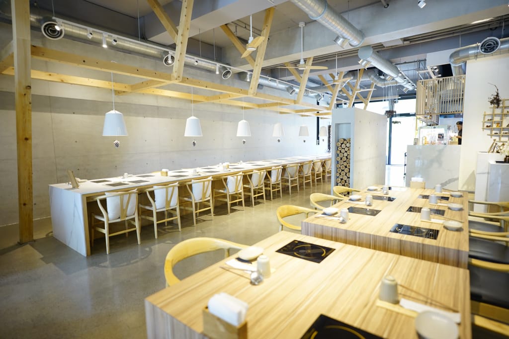 食記｜新北林口 浮島蒔鍋 Maku Hotpot 平日商業午餐優惠-火鍋肉量大升級