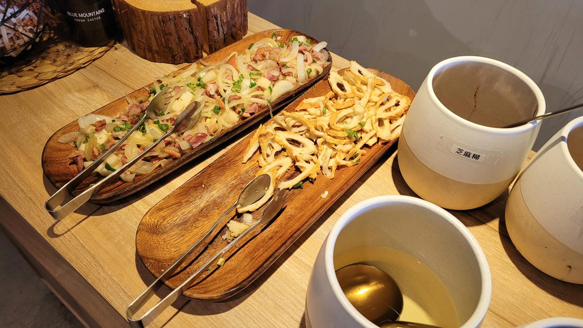 食記｜新北林口 浮島蒔鍋 Maku Hotpot 平日商業午餐優惠-火鍋肉量大升級