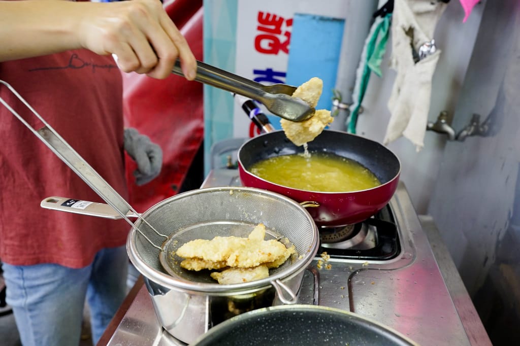 食記｜新北三峽 揪揪丸飯糰(三峽店) 創意爆餡飯糰 大推起司雞排、麻辣雞柳、打拋豬口味！