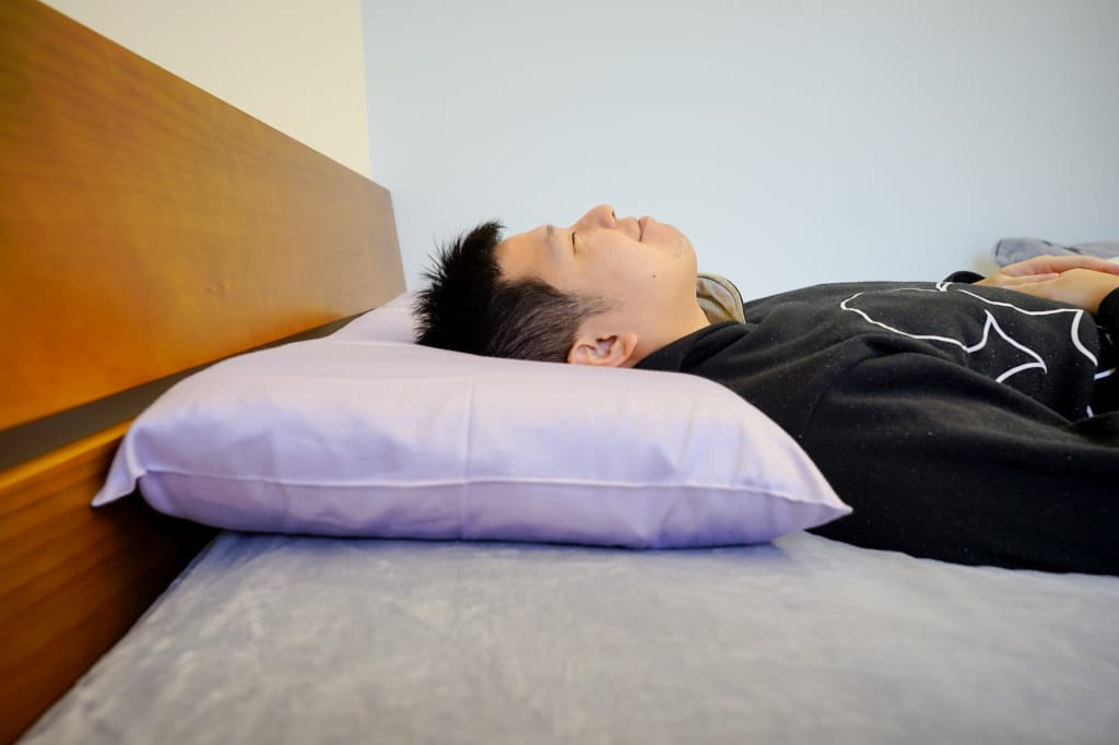 寢具|德瑞克名床 涼感記憶枕推薦 一覺好眠需要的不只是好床墊,也需要一顆好枕頭! - 第10張圖 寢具|德瑞克名床 涼感記憶枕推薦 一覺好眠需要的不只是好床墊,也需要一顆好枕頭!
