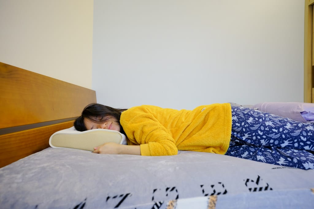 寢具|德瑞克名床 涼感記憶枕推薦 一覺好眠需要的不只是好床墊,也需要一顆好枕頭! - 第6張圖 寢具|德瑞克名床 涼感記憶枕推薦 一覺好眠需要的不只是好床墊,也需要一顆好枕頭!
