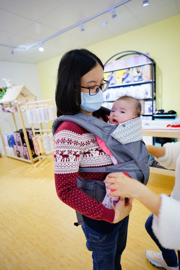 育兒分享｜新北蘆洲 神隊友背巾專門店 挑選揹巾的神隊友推薦！揹巾使用教學、品牌款式齊全皆可試揹