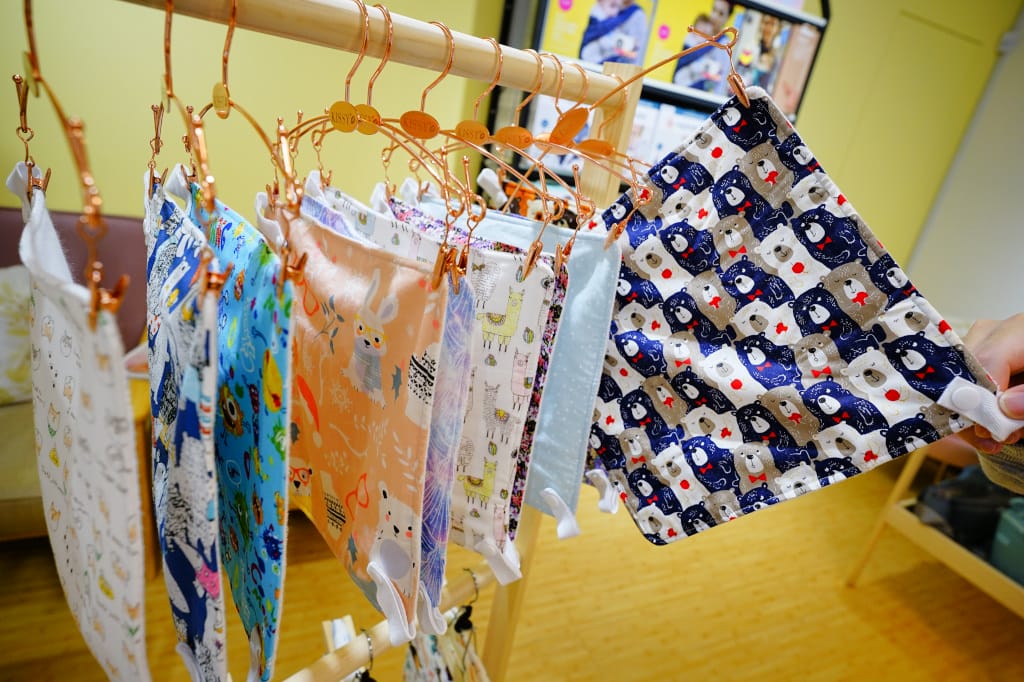 育兒分享|新北蘆洲 神隊友背巾專門店 挑選揹巾的神隊友推薦!揹巾使用教學、品牌款式齊全皆可試揹 - 第34張圖 育兒分享|新北蘆洲 神隊友背巾專門店 挑選揹巾的神隊友推薦!揹巾使用教學、品牌款式齊全皆可試揹