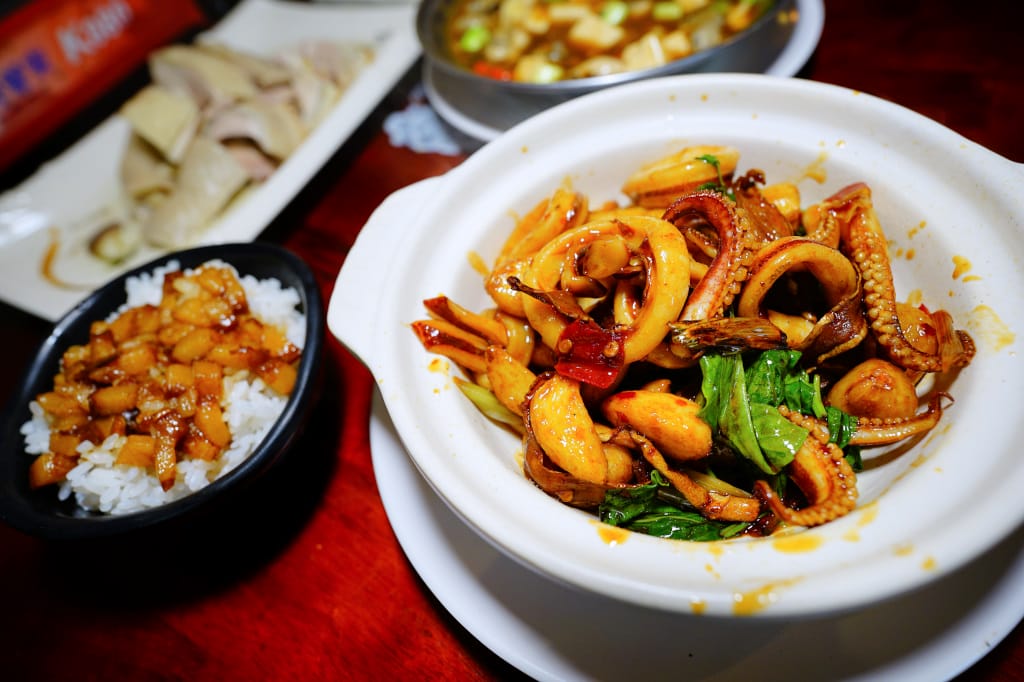 食記｜新北三重 48號熱炒 台菜、海鮮料理 平價熱炒新開幕！必比登推薦滷肉飯~
