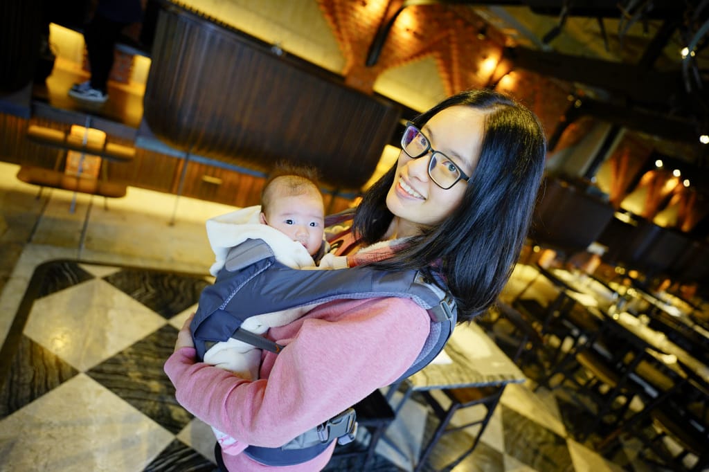 育兒用品|背巾推薦2021!韓國Hugpapa Dial-Fit PRO三合一腰凳背巾 新手媽媽必備-新生兒可使用的腰凳揹巾 - 第20張圖 育兒用品|背巾推薦2021!韓國Hugpapa Dial-Fit PRO三合一腰凳背巾 新手媽媽必備-新生兒可使用的腰凳揹巾