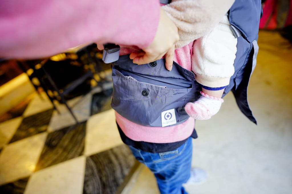 育兒用品|背巾推薦2021!韓國Hugpapa Dial-Fit PRO三合一腰凳背巾 新手媽媽必備-新生兒可使用的腰凳揹巾 - 第24張圖 育兒用品|背巾推薦2021!韓國Hugpapa Dial-Fit PRO三合一腰凳背巾 新手媽媽必備-新生兒可使用的腰凳揹巾