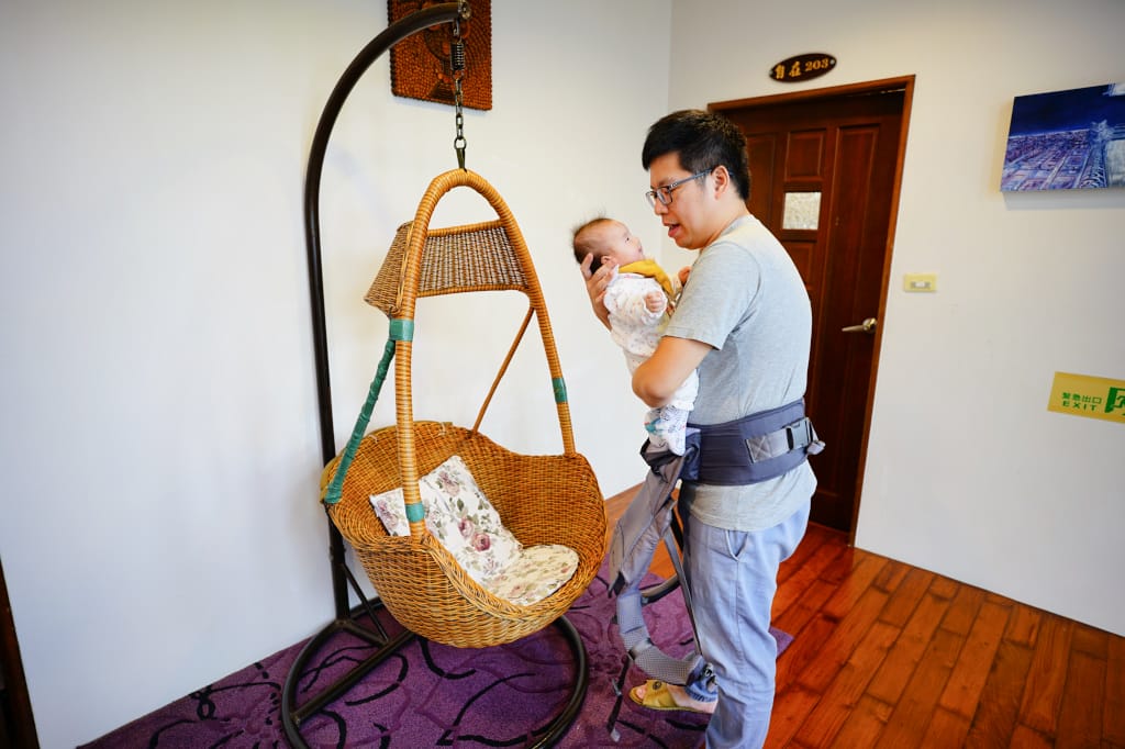 育兒用品|背巾推薦2021!韓國Hugpapa Dial-Fit PRO三合一腰凳背巾 新手媽媽必備-新生兒可使用的腰凳揹巾 - 第13張圖 育兒用品|背巾推薦2021!韓國Hugpapa Dial-Fit PRO三合一腰凳背巾 新手媽媽必備-新生兒可使用的腰凳揹巾