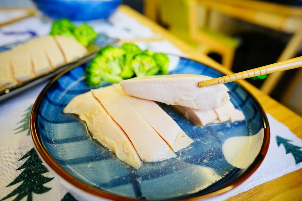 料理｜老饕廚房 超嫩舒肥雞胸肉(選用大成安心雞) 我的一週高蛋白質低脂舒肥雞肉料理！
