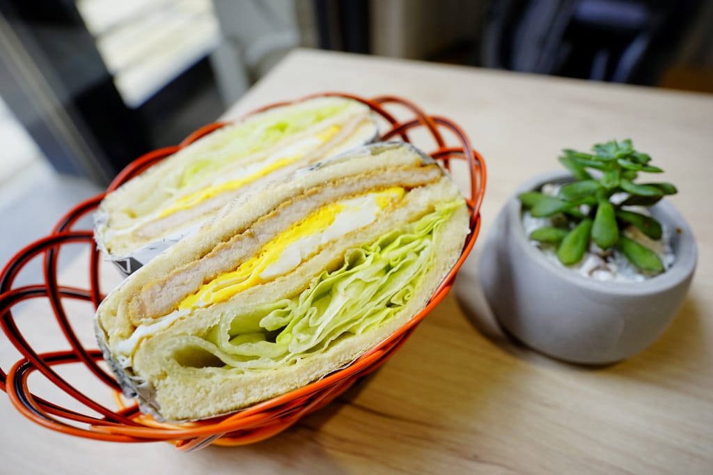 食記｜新北林口6:35 林口最好吃的蘿蔔糕、炒泡麵 林口早餐店推薦！