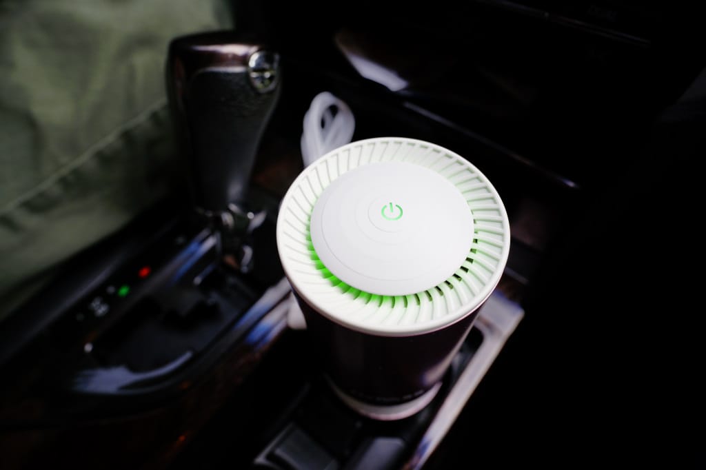汽車用品｜【HYPASS】AI自動偵測3代車用空氣瓶子(玫瑰金) 輕巧版車用空氣清淨機