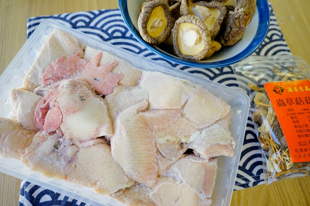 料理｜蘇蔡農場放山土雞 無抗生素雞肉冷凍真空包裝 懶人零失敗料理-香菇雞湯&三杯雞