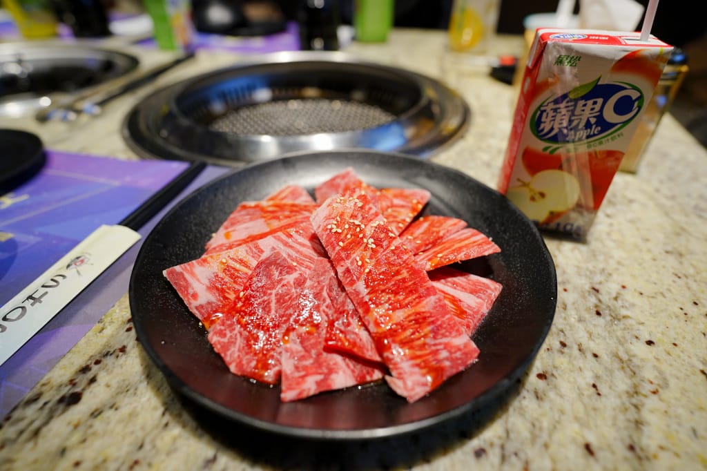 食記｜新北 Shock燒肉(土城星際店) in日月光廣場 和牛燒肉吃到飽 KTV包廂適合聚餐(生日、尾牙、節日慶祝)