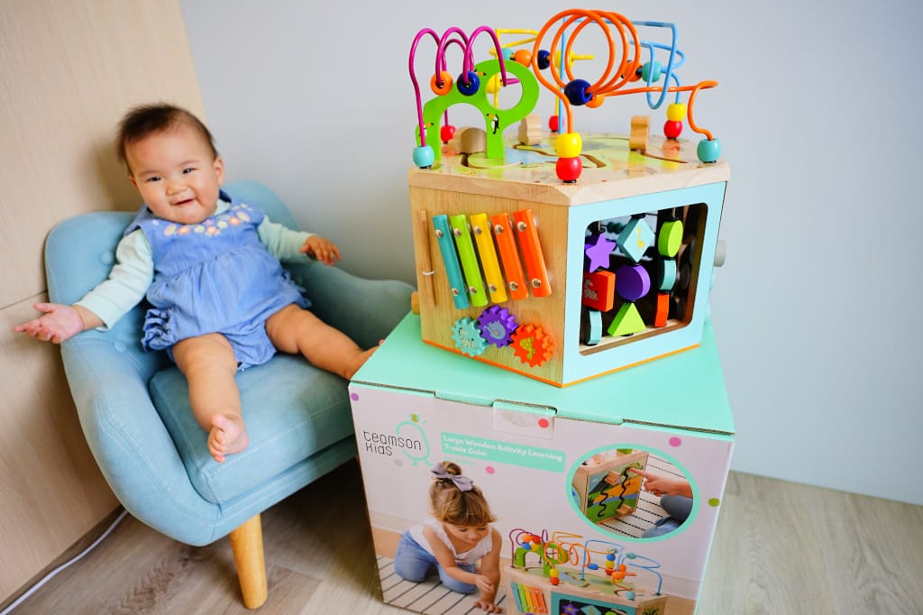 育兒分享｜Teamson-幼兒遊樂園木製七面益智繞珠玩具 幼童啟蒙玩具推薦！