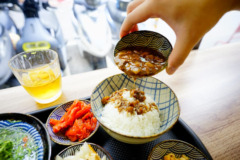 食記|台北 滷肉控 傳統小吃創新吃法-特色滷肉飯 國父紀念館站美食推薦! - 第20張圖 食記|台北 滷肉控 傳統小吃創新吃法-特色滷肉飯 國父紀念館站美食推薦!