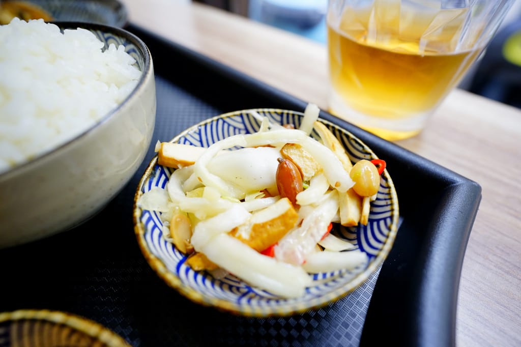 食記|台北 滷肉控 傳統小吃創新吃法-特色滷肉飯 國父紀念館站美食推薦! - 第18張圖 食記|台北 滷肉控 傳統小吃創新吃法-特色滷肉飯 國父紀念館站美食推薦!