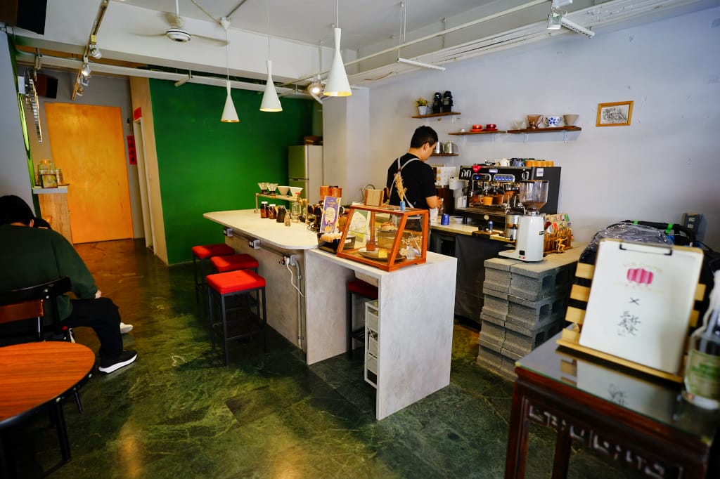 食記｜台北 Vis Cafe (圓山花博店) 捷運圓山站 深夜咖啡廳、寵物友善咖啡廳推薦！