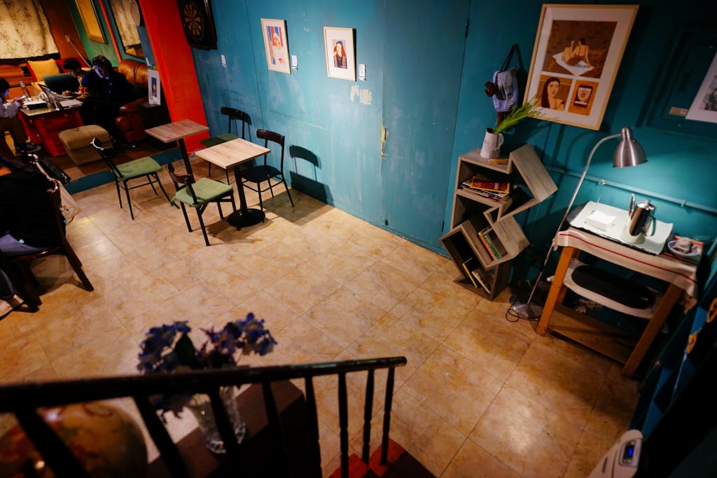 食記｜台北 Vis Cafe (圓山花博店) 捷運圓山站 深夜咖啡廳、寵物友善咖啡廳推薦！