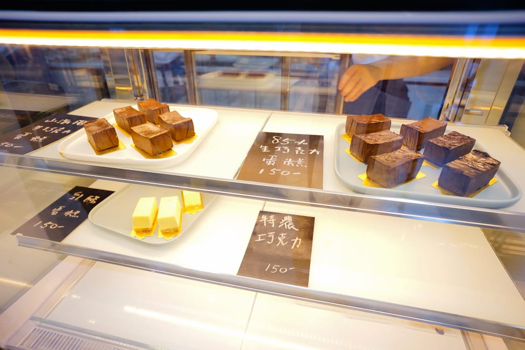 食記｜屏東 Cacao Farm Formosa 福爾摩莎可可農場 清水模咖啡廳 2021屏東旅遊新景點推薦！