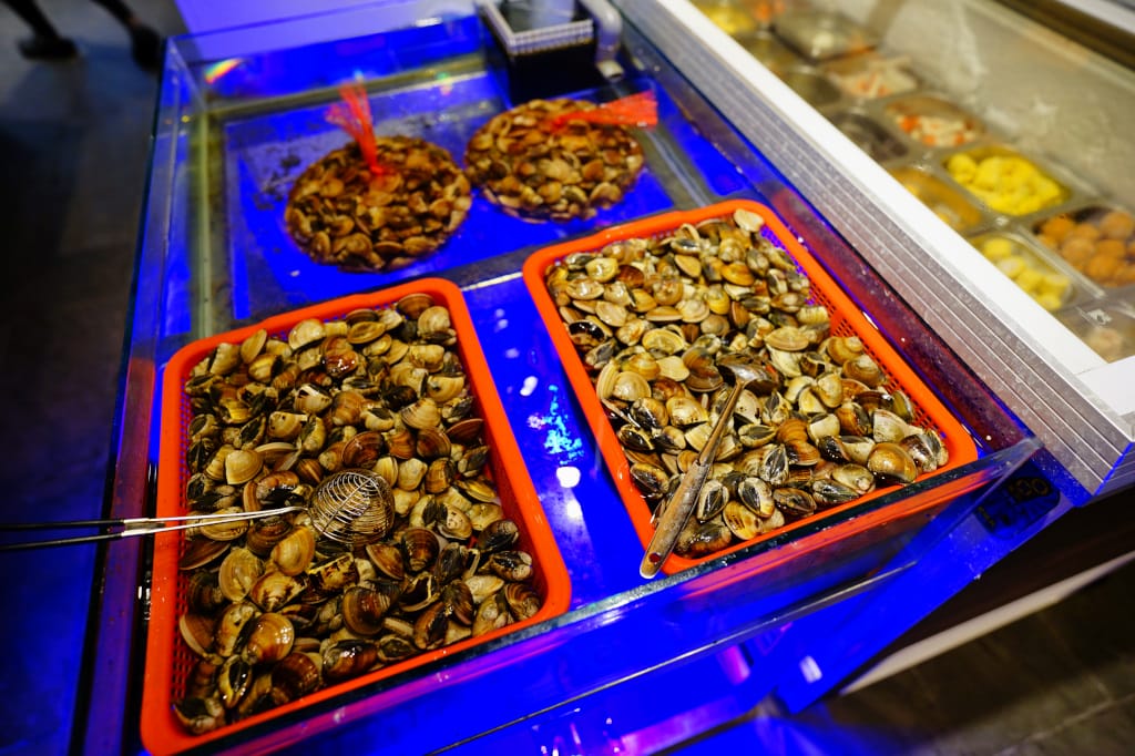 食記｜台北 公司聚餐吃到飽推薦 嗨蝦蝦百匯鍋物吃到飽(光復店) 超澎湃海鮮食材火鍋吃到飽推薦！超高CP值生魚片、炙握壽司聚餐推薦~