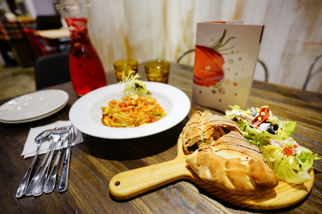 食記|台北 馬蔬蔬Pizza 義式披薩、蔬食料理 捷運101/世貿站素食餐廳推薦! - 第2張圖 食記|台北 馬蔬蔬Pizza 義式披薩、蔬食料理 捷運101/世貿站素食餐廳推薦!