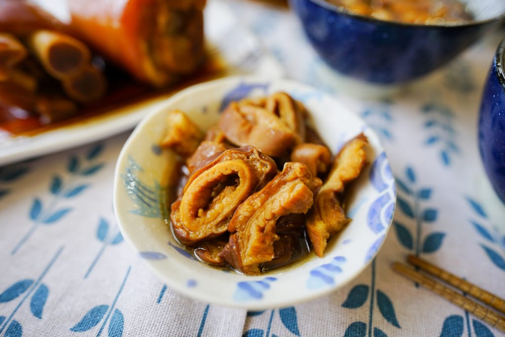 料理｜福聚號 抗疫美食冷凍宅配到府 黃金泡菜、魯肉飯、滷豬腳 防疫期間在家必買推薦！