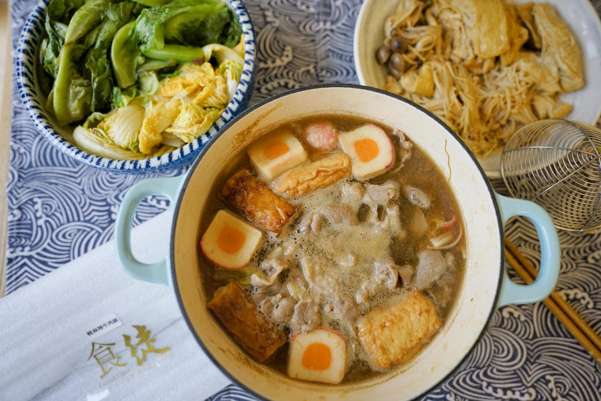料理｜食徒 在家也能享受美味罌粟麻辣鍋 冷凍宅配料理包推薦！輕麻辣鍋底、牛尾牛肉麵、特製牛尾肉燥