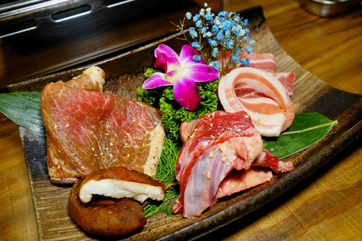 美食｜新北板橋 燒肉哦爺(板橋府中店) 板橋府中韓式燒肉吃到飽、學生最愛CP值超高！