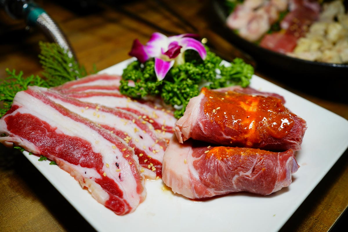 美食｜新北板橋 燒肉哦爺(板橋府中店) 板橋府中韓式燒肉吃到飽、學生最愛CP值超高！