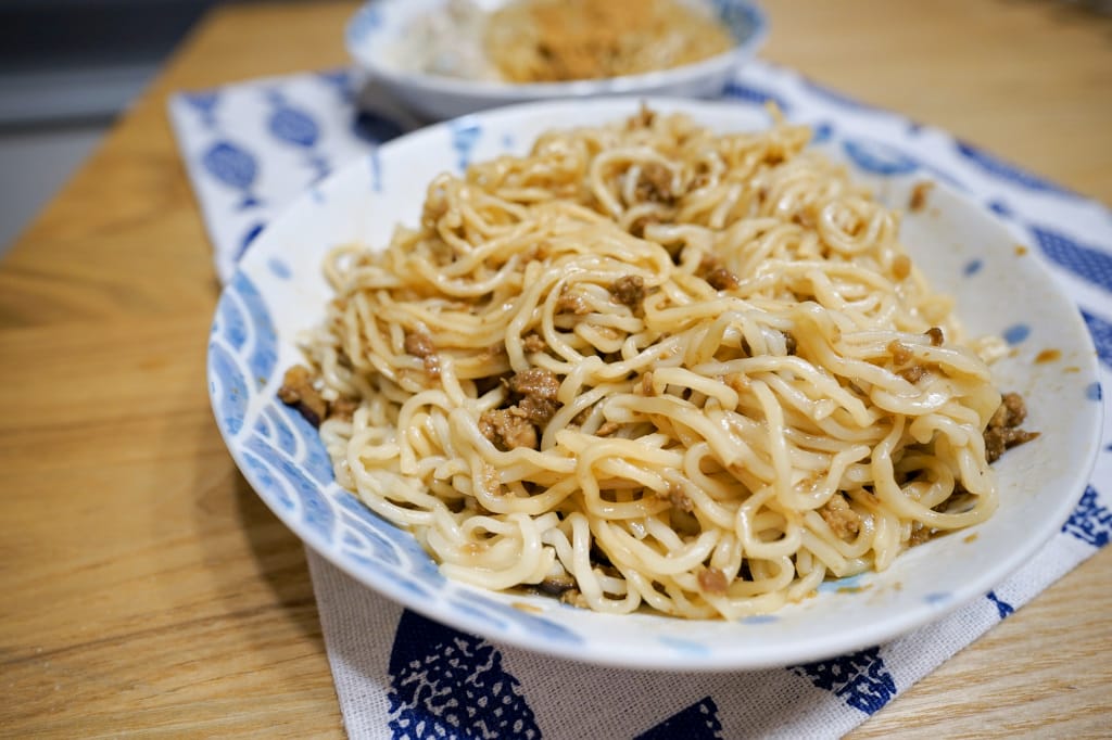 料理｜良品開飯 良人麵鋪生鮮麵條 冷凍宅配乾拌麵推薦！