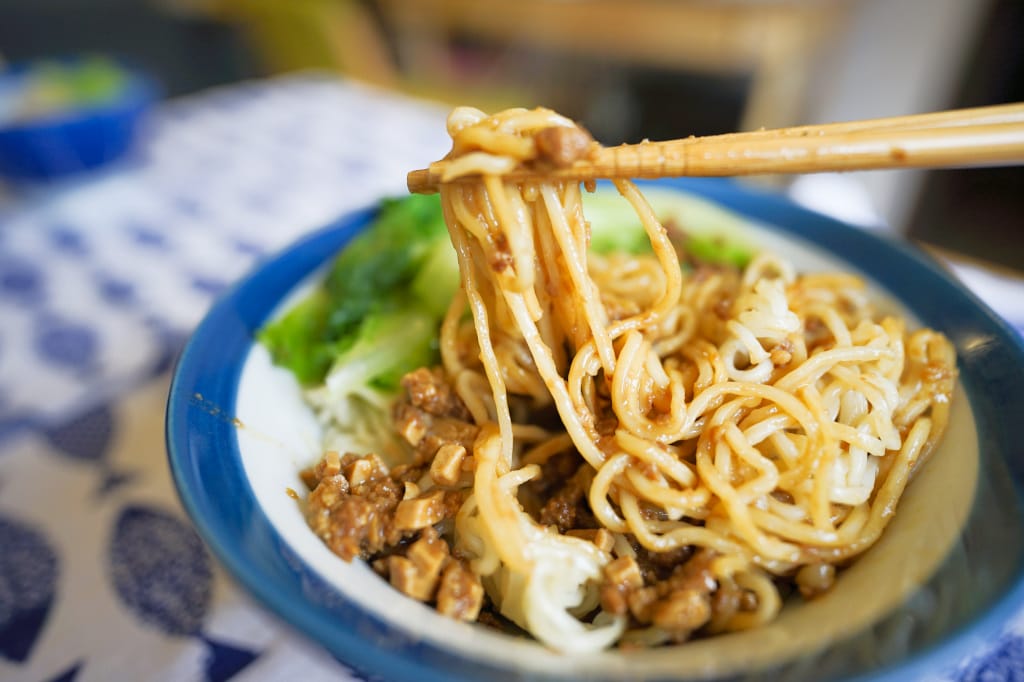 料理｜良品開飯 良人麵鋪生鮮麵條 冷凍宅配乾拌麵推薦！