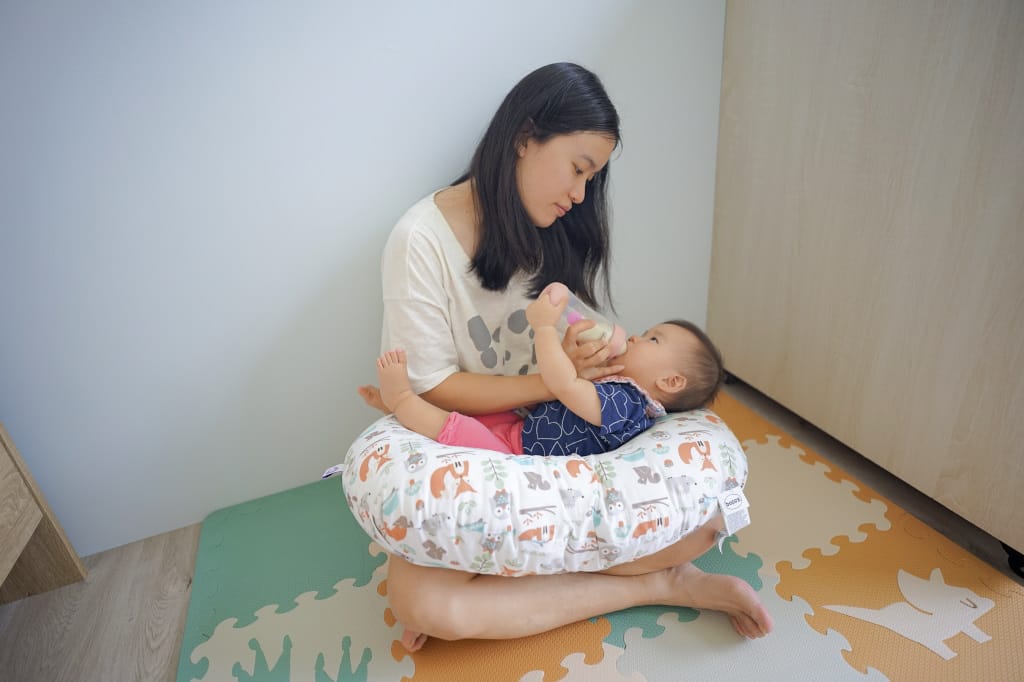 育兒好物|Chicco Perfect 5 完美防脹奶瓶 順暢喝奶PP奶瓶推薦!育兒好幫手-Boppy純棉多功能授乳枕、Chicco安撫奶嘴 - 第13張圖 育兒好物|Chicco Perfect 5 完美防脹奶瓶 順暢喝奶PP奶瓶推薦!育兒好幫手-Boppy純棉多功能授乳枕、Chicco安撫奶嘴