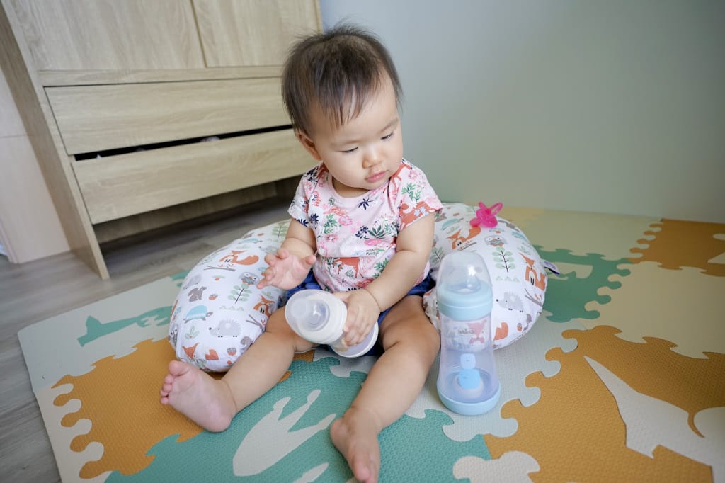 育兒好物|Chicco Perfect 5 完美防脹奶瓶 順暢喝奶PP奶瓶推薦!育兒好幫手-Boppy純棉多功能授乳枕、Chicco安撫奶嘴 - 第18張圖 育兒好物|Chicco Perfect 5 完美防脹奶瓶 順暢喝奶PP奶瓶推薦!育兒好幫手-Boppy純棉多功能授乳枕、Chicco安撫奶嘴