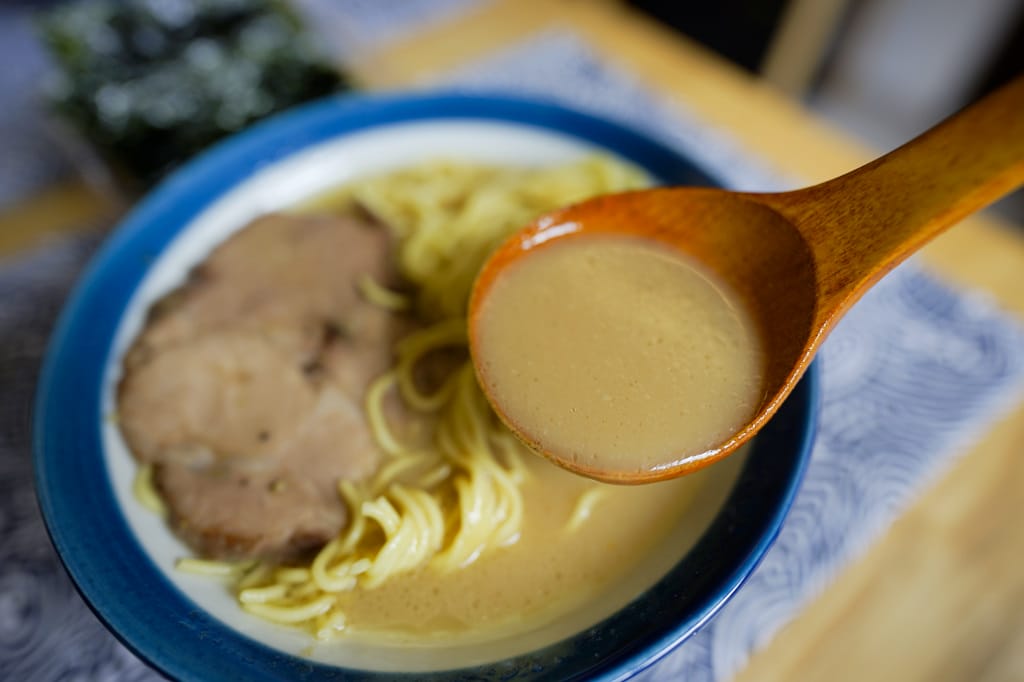 料理|桃園 豚戈屋台拉麵 冷凍宅配拉麵料理包 在家也能來碗熱呼呼的日式拉麵~ - 第10張圖 料理|桃園 豚戈屋台拉麵 冷凍宅配拉麵料理包 在家也能來碗熱呼呼的日式拉麵~