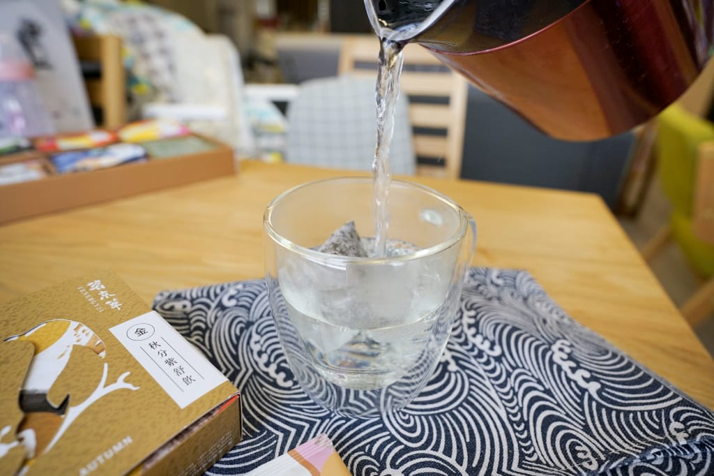 飲品｜茗京萃 節氣養生漢方飲 跟著節氣過生活~ 日常保養首選推薦-秋分紫舒飲