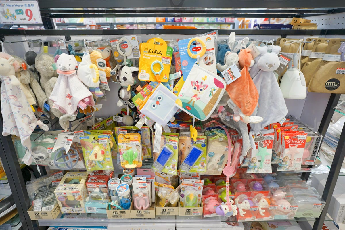 育兒分享｜桃園婦嬰用品店推薦！安琪兒婦嬰百貨(桃園旗艦店) STOKKE、Done by Deer、Nomi丹麥品牌齊全