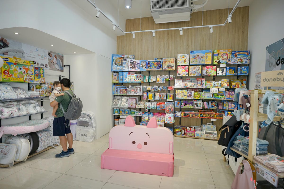 育兒分享｜桃園婦嬰用品店推薦！安琪兒婦嬰百貨(桃園旗艦店) STOKKE、Done by Deer、Nomi丹麥品牌齊全