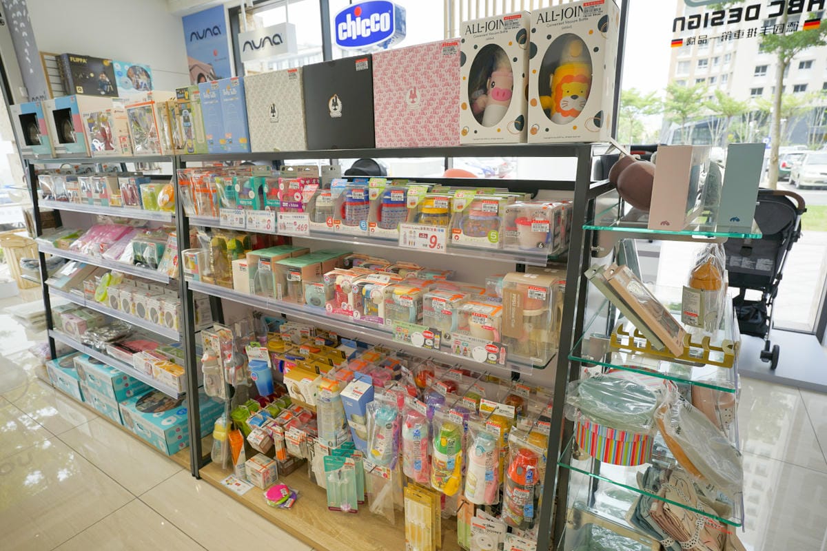 育兒分享｜桃園婦嬰用品店推薦！安琪兒婦嬰百貨(桃園旗艦店) STOKKE、Done by Deer、Nomi丹麥品牌齊全