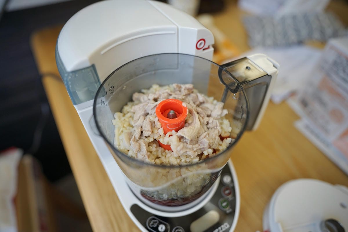 育兒分享｜babybrezza 副食品料理機推薦 嬰兒副食品輕鬆煮 蒸煮攪一機搞定！ 寶寶副食品食譜分享~