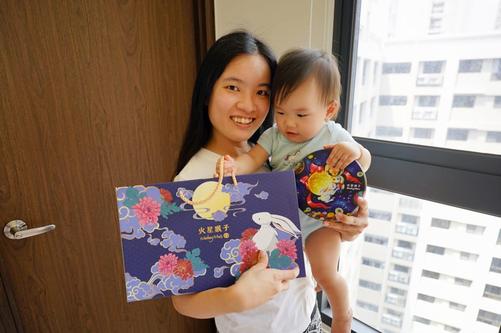 伴手禮｜2021中秋節禮盒推薦！火星猴子 蝴蝶酥、曲奇餅乾、流心月餅 迪化街必買伴手禮，童趣鐵盒可再利用～