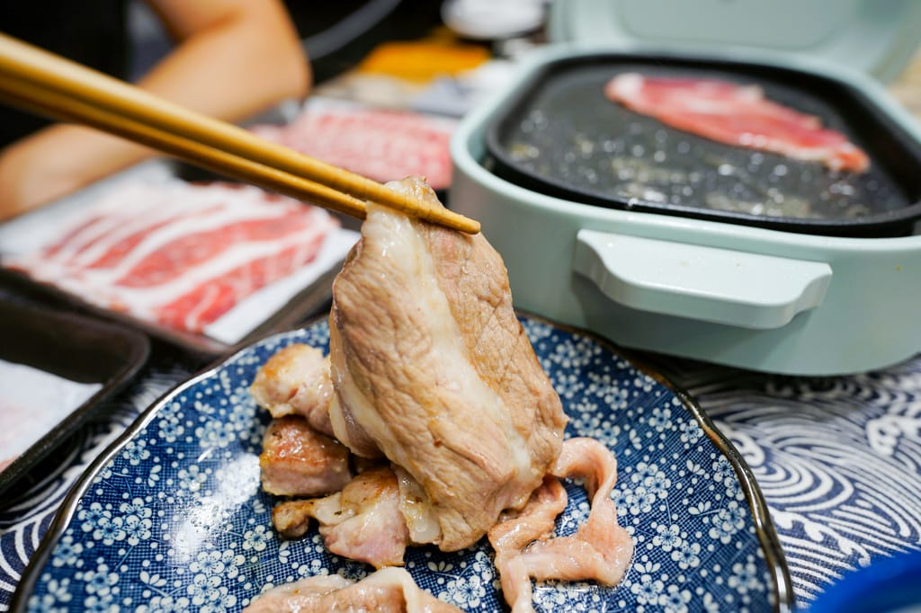 料理｜昭日堂燒肉 親愛的！我把燒肉店搬回家了~ 中秋烤肉新選擇，台中知名燒肉店肉片真空包宅配到府