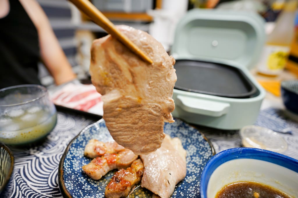 料理｜昭日堂燒肉 親愛的！我把燒肉店搬回家了~ 中秋烤肉新選擇，台中知名燒肉店肉片真空包宅配到府