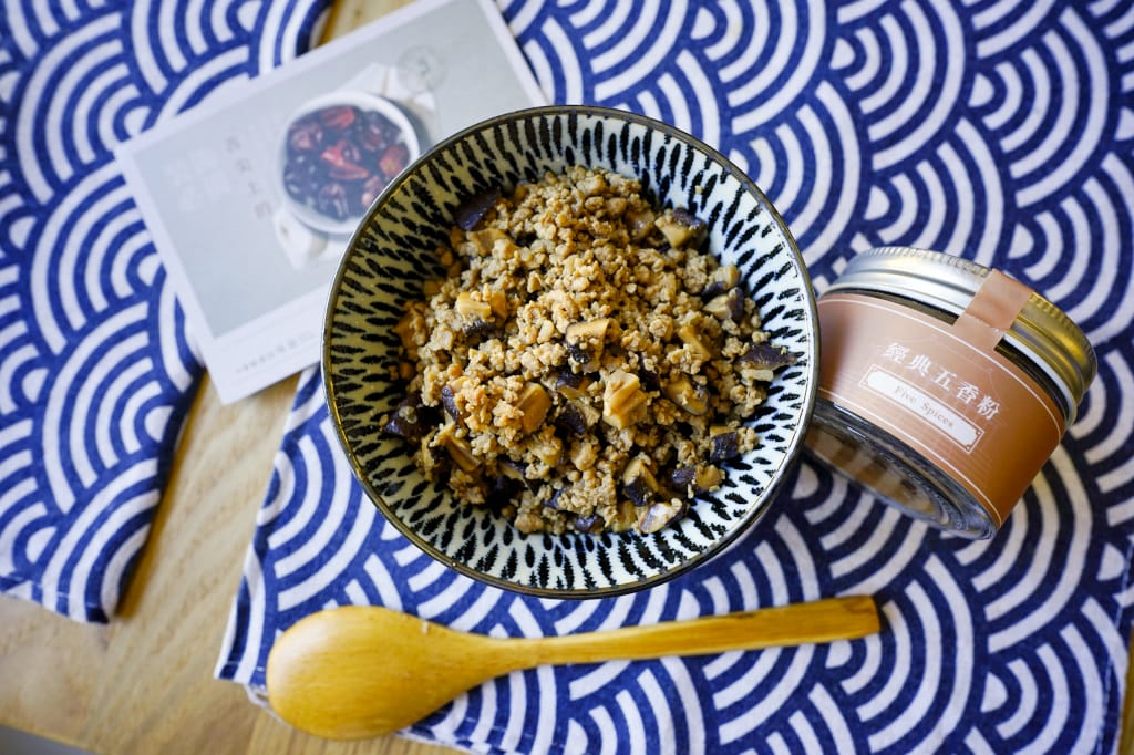 料理｜香料食譜分享-零失敗懶人料理 紐奧良香烤雞翅、迷迭香煎松阪豬、五香香菇滷肉 搭配味旅Spices Journey 台灣調味料專賣品牌