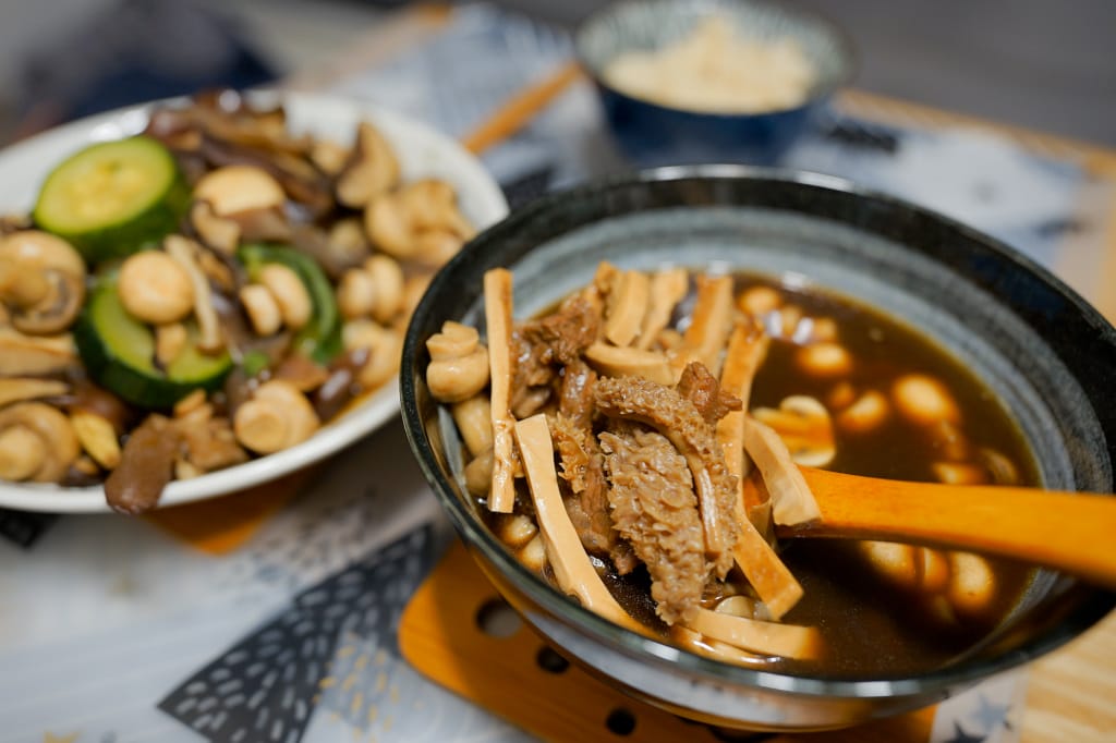 料理|良品開飯 牛雜大王 宅配牛肉麵、牛肉爐 還有推出寶寶也能吃的無添加版湯頭喔! - 第13張圖 料理|良品開飯 牛雜大王 宅配牛肉麵、牛肉爐 還有推出寶寶也能吃的無添加版湯頭喔!