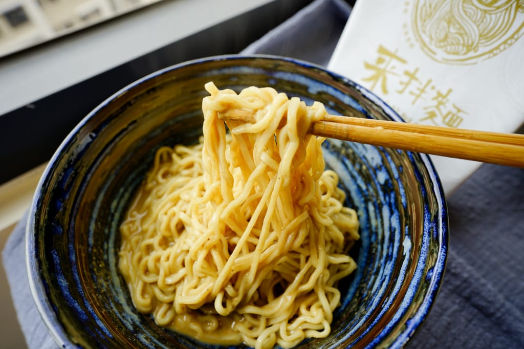 料理｜漢來美食 來拌麵 椒麻醬香、胡麻椒香 繁忙育兒時光也能隨時來上一碗媲美名店的乾拌麵！