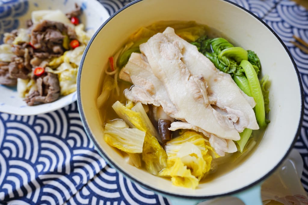 料理｜真果食希望手作坊 古法甕釀酸白菜 酸白菜料理食譜分享-酸菜白肉鍋、酸白菜炒肉片(牛肉、豬肉都可以)