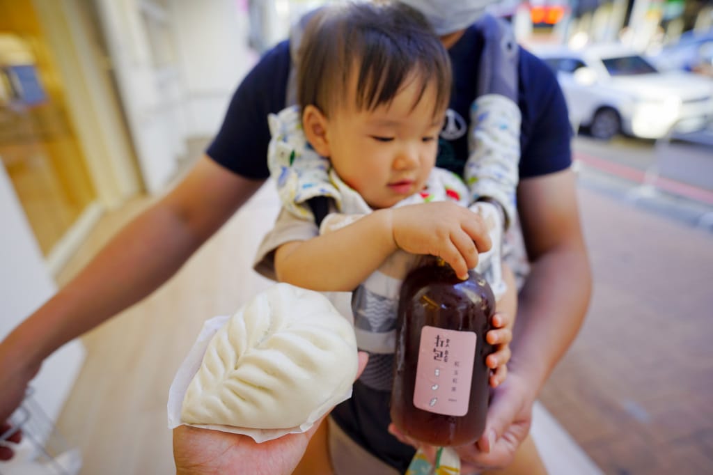 食記｜桃園 網路人氣美食 打包DABAO 打包包子1號店 創意口味獅子頭肉包、打拋豬肉包推薦！