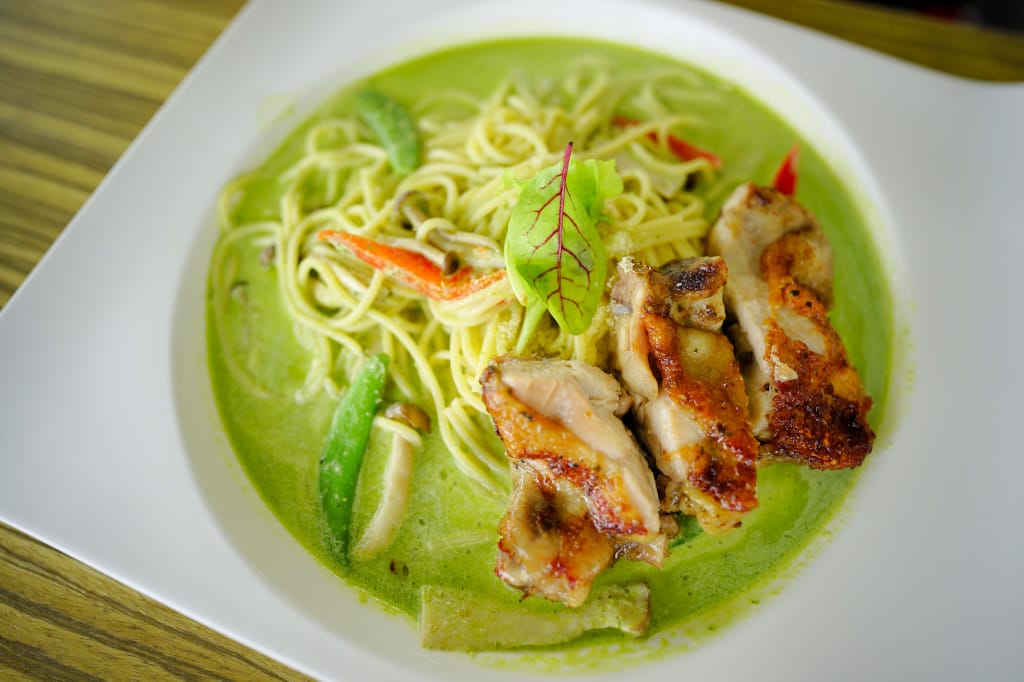 食記｜台南玉井 魔法森林景觀咖啡小餐館 森林環繞、玻璃天空步道 台南景觀餐廳推薦！